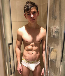 Sexy Selfie Gay Tube 5ef2fe37018b7.png