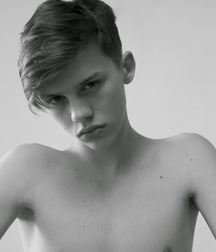BEAUTIFUL BOYS 5741d33188f5d.jpg