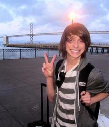 Mystery GIFs No: 1 & No: 2. 5b8a1211e8486.jpg