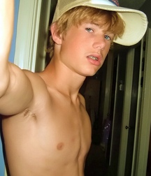 Nude Str8 Boys 5eb7690536eff.jpg