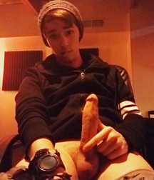 Mix Boys & Young Men 5ebed6e07a92c.jpg