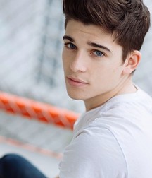 TJ  @ Sean O'Donnell 579d45c09c632.jpg