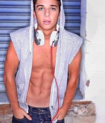 TJ  @ Sean O'Donnell 579d45c81321a.jpg