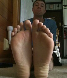 Boy's Feet & Toes 3 5a524ec9c0c87.jpg