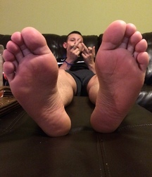 Sexy Boy Feet 5eb838d3dae8f.jpg