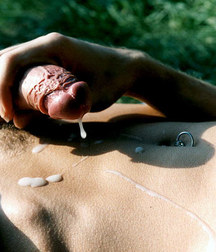 Young Outdoor Wanker 58c9b4bbbc03d.jpg