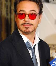 Robert Downey Jr.  59849bb0ac08c.jpg