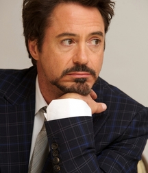 Robert Downey Jr.  59849bb32fcb6.jpg