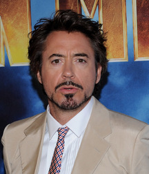 Robert Downey Jr.  59849bba3017f.jpg