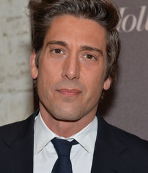David Muir of ABC News  59849f84cf336.jpg
