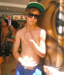 sexy hot boys 59315df0535ee.jpg