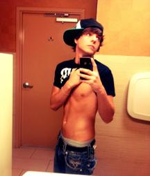 mega twink pics 598f014806f2b.jpg