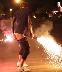 young n hot 59a8128f3305e.jpg