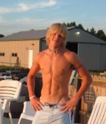 sexy boyz 5b19258876351.jpg