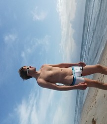 hello boys 5c3c8f31e38f0.jpg
