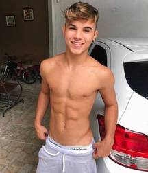 MIX BOYS 19 5bdba95ede4f2.jpg