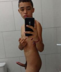 MIX BOYS 19 5bdba9df82946.jpg