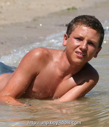 MIX BOYS 19 5bdbaa1471c28.jpg