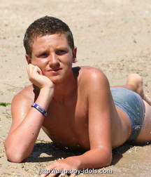 MIX BOYS 19 5bdbaa203c096.jpg
