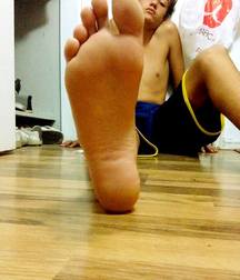 BoyFeet Haven 58059517ce79c.jpg