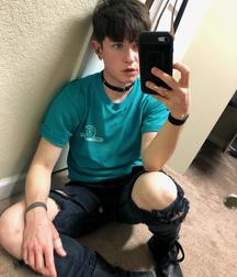 Cute Guys for Me 5c14d488925d9.jpg