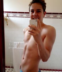 KYLE'S CUTIES 14 57a209f793e2b.jpg