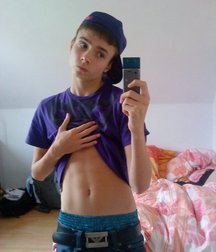 KYLE'S CUTIES 14 57a20a0a7bbcd.jpg