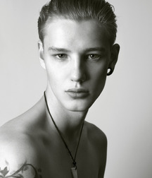 Art  570d918e69bb3.jpg