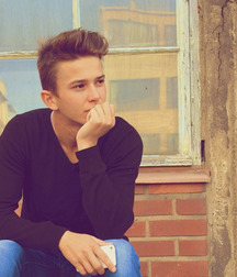 17th Album  573779300f910.jpg