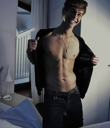 17th Album  5737796140dc1.jpg