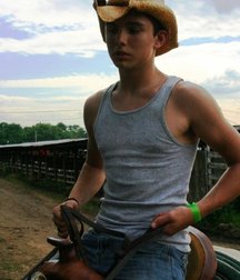 Uploaded by:Squirt 574a7be6e9dad.jpg