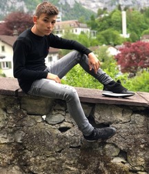 19th Album 5c4f3b864e5c2.jpg