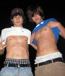 Shirtless Boys 57ba54bddbf8f.jpg