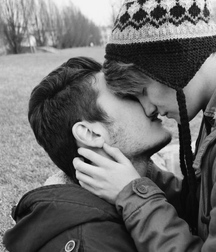 Young Love 587d5233ba644.jpg