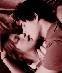 Young Love 587d5236466fa.jpg