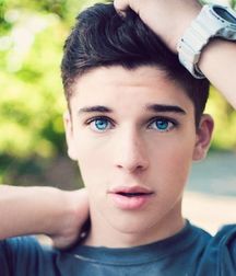 Just some hot guys 598e1dae5dcc7.jpg