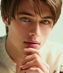 Just some hot guys 598e1db28137e.jpg