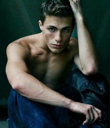 Just some hot guys 598e1dc5a6d22.jpg