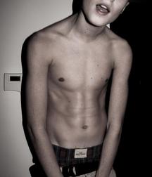 Just some hot guys 598e1dce9ddc2.jpg