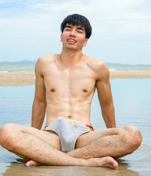 Hot THAI guy 598450e3b0383.jpg