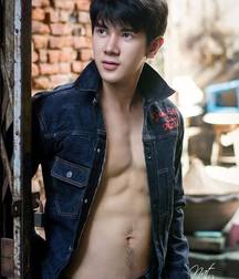 Hot Thai Guys 5986b55f08db9.jpg