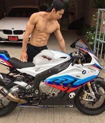 Muscles guys 598899b349b98.jpg