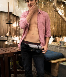 Big Dick US Guy 59905706ddf90.jpg