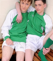 Aaron Aurora Twink used boys porn 5ff5f1bd17f2d.jpeg