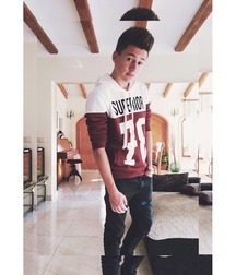 Boys cute non-nude  56b03080c8a89.jpg