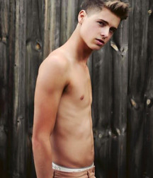 More boy boys  56f87610b395a.jpg