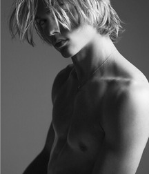 Uploaded by:GayBoytubes 5af234e6a3ccd.jpg