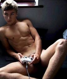 Uploaded by:GayBoytubes 5c85dc881ab75.jpg