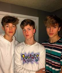 Uploaded by:GayBoytubes 5c85dc91efac4.jpg