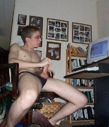 if a Boy is alone 57da500e0ae30.jpg